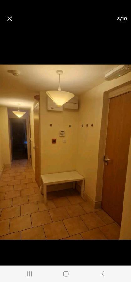 Apartment 5 *