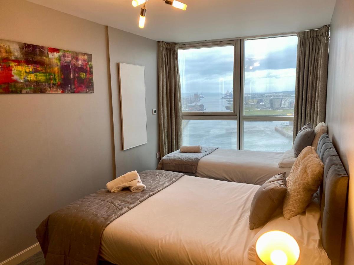 Titanic And Sea View 2 Bedroom City Centre Apartment Belfast
