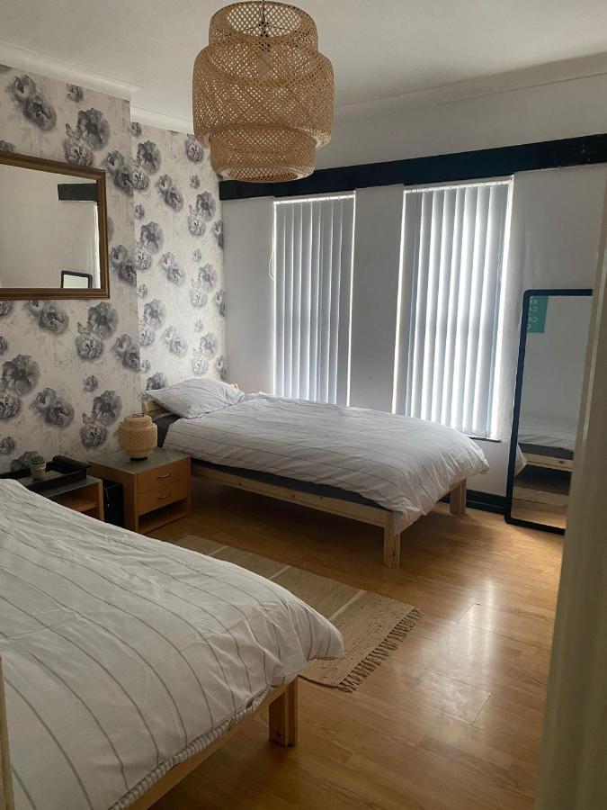 Away From 家外之家 D Homestay Belfast