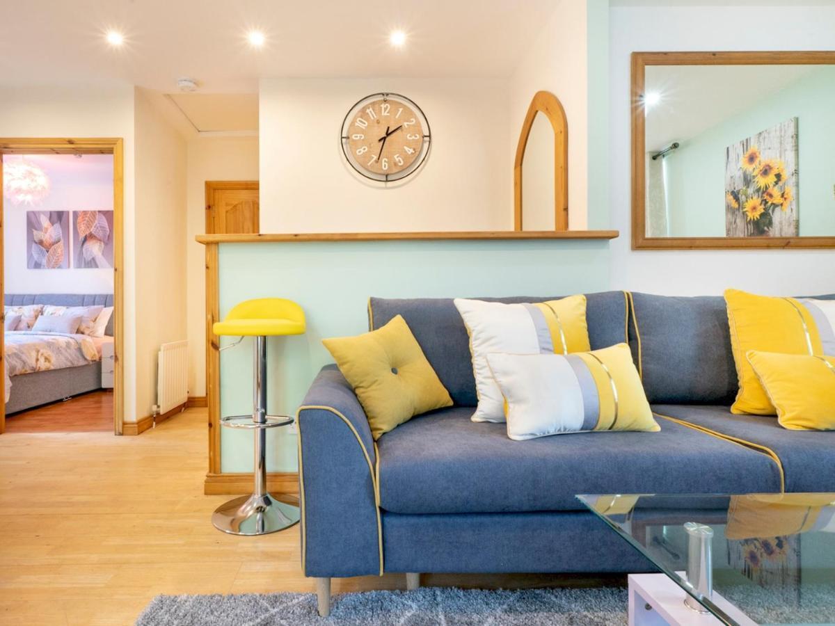 Pass The Keys Simply Stunning 2br Centre Queens Uni Apartment Belfast