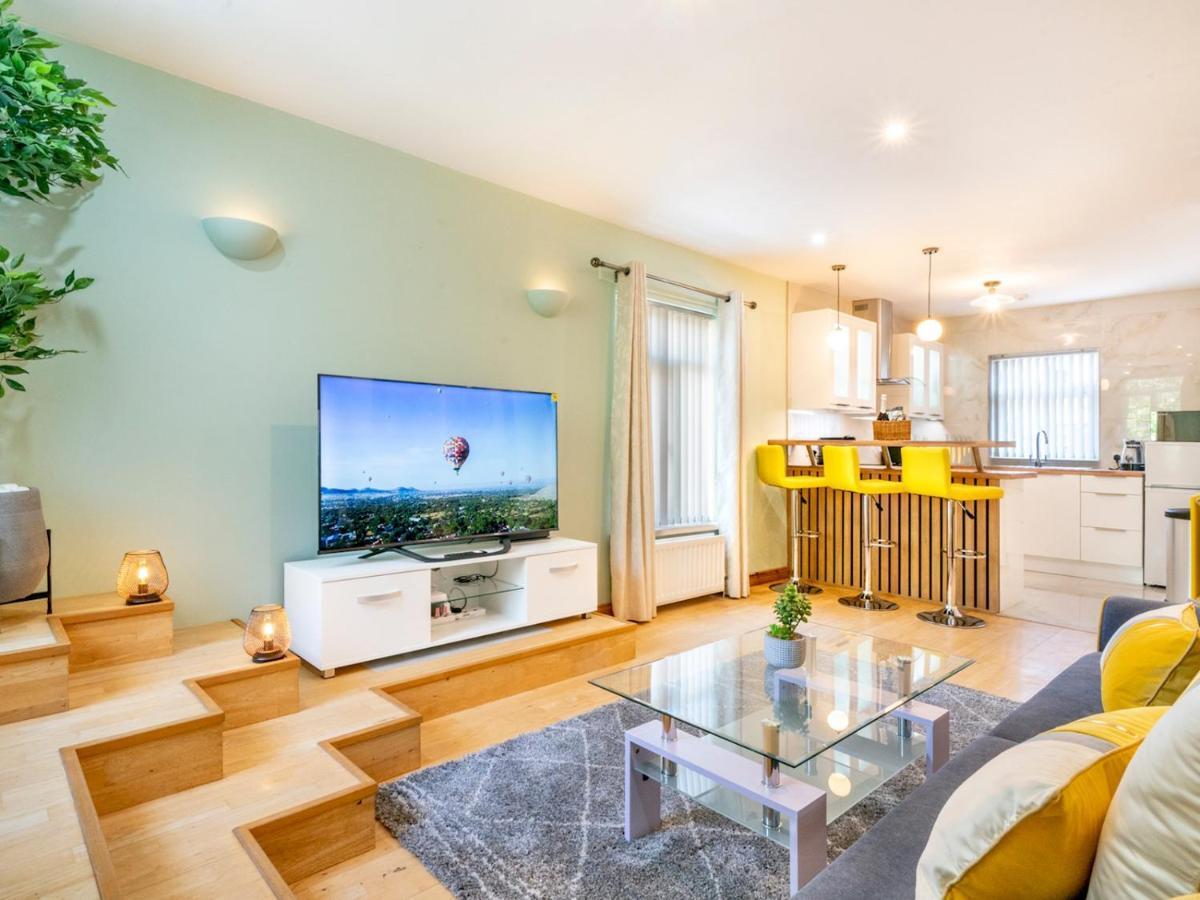 Pass The Keys Simply Stunning 2br Centre Queens Uni Belfast