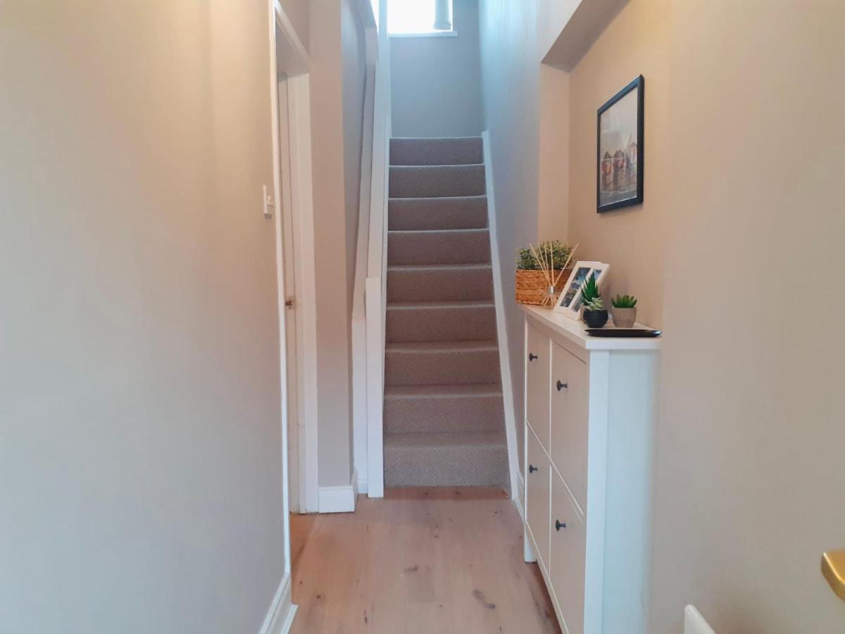 J&s Downtown Sky Attic House Homestay Belfast