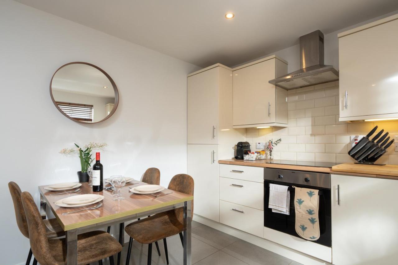 Cosy Modern Centre 2 Bed *