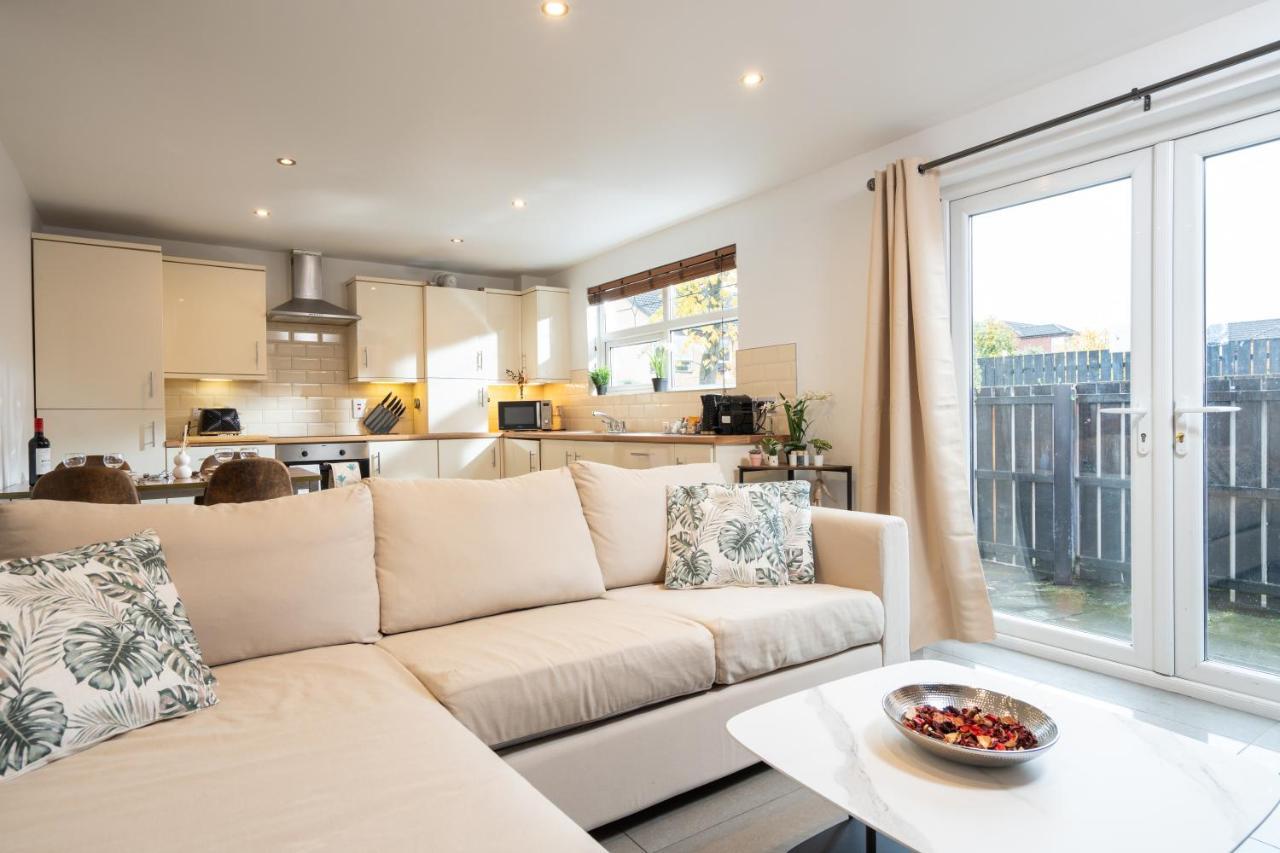 Cosy Modern Centre 2 Bed * Belfast