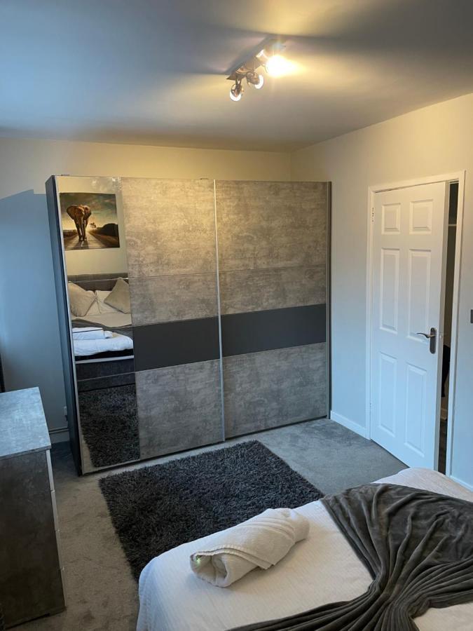 Fantastic Full 3 Bedroom Modern Belfast