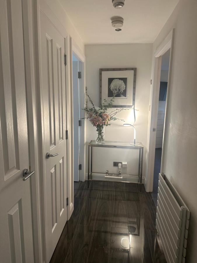 Apartment Luxury Centre Overlooking Custom House Sqaure Belfast