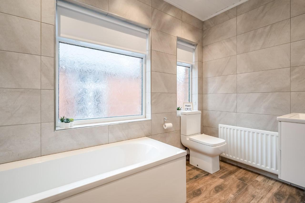 Cavehill View. An Elegant 4 Bedroom Detached House. Your Perfect Belfast retreat! * Belfast
