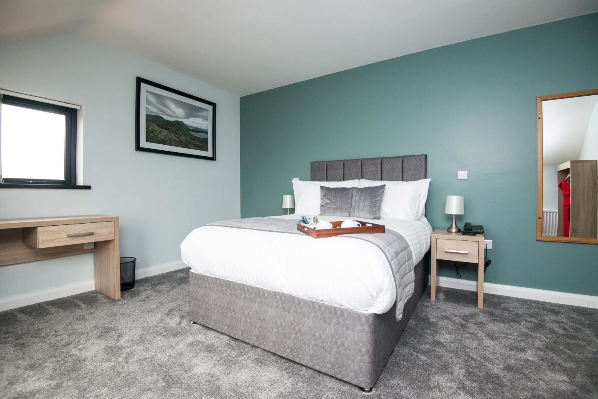Standing Stones Hotel Belfast