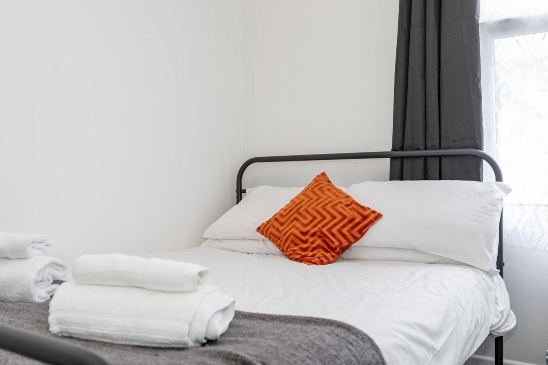 Castlereagh Guest house 3*