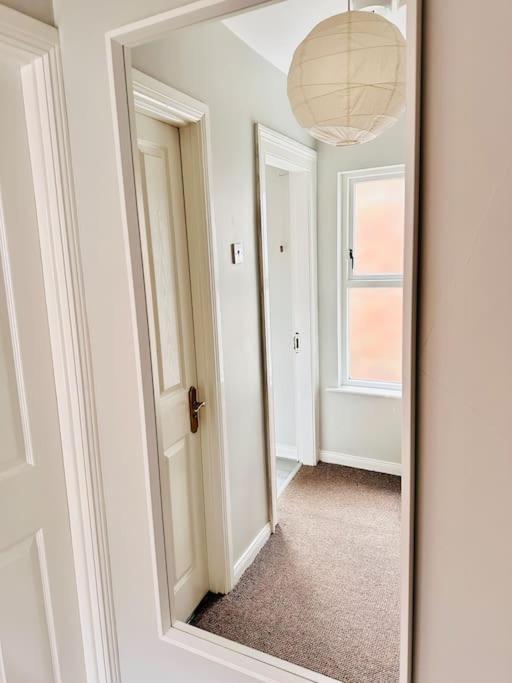 Stylish Centre House / 3 Bedroom / Family Friendly Belfast