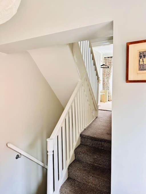 Stylish Centre House / 3 Bedroom / Family Friendly Belfast