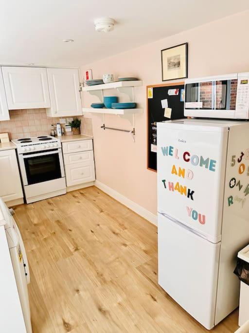 Stylish Centre House / 3 Bedroom / Family Friendly Holiday home *