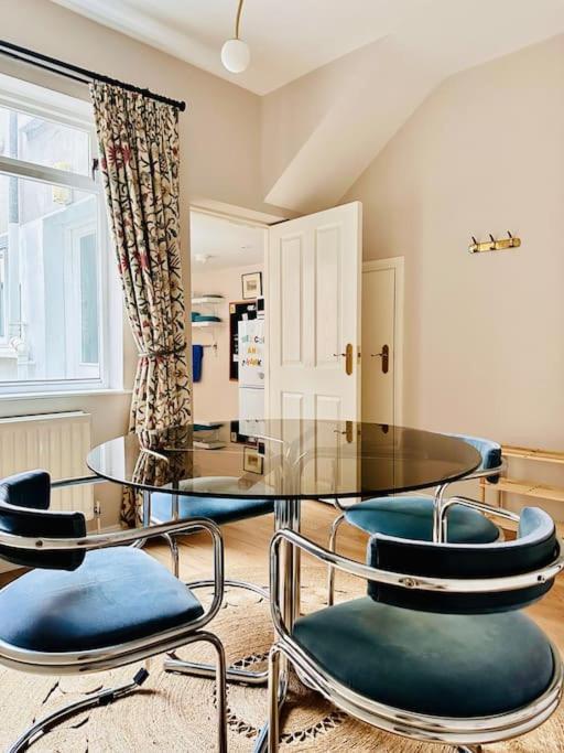 Stylish Centre House / 3 Bedroom / Family Friendly Belfast