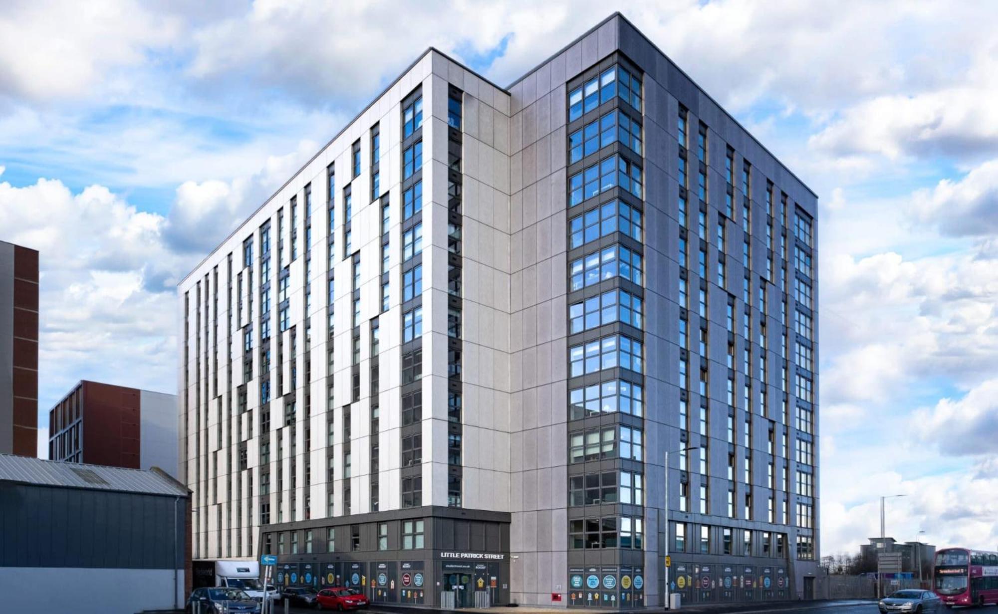Spacious And Private Ensuites At Little Patrick Street In For Students Only