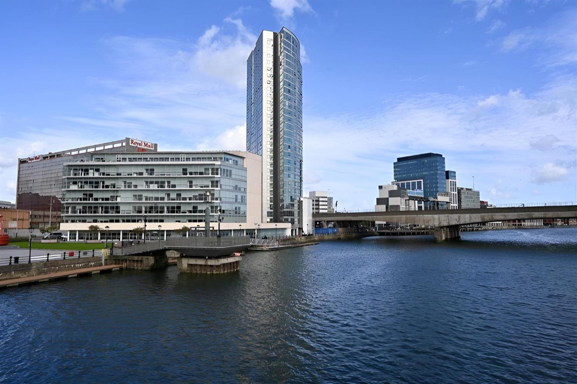 Apartment Riverside
