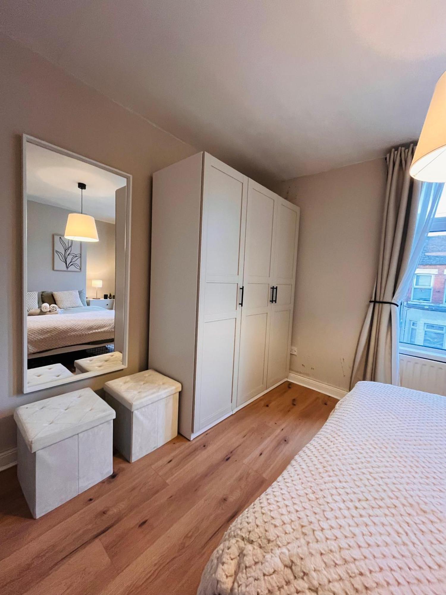 J&s Downtown Sky Attic House * Belfast