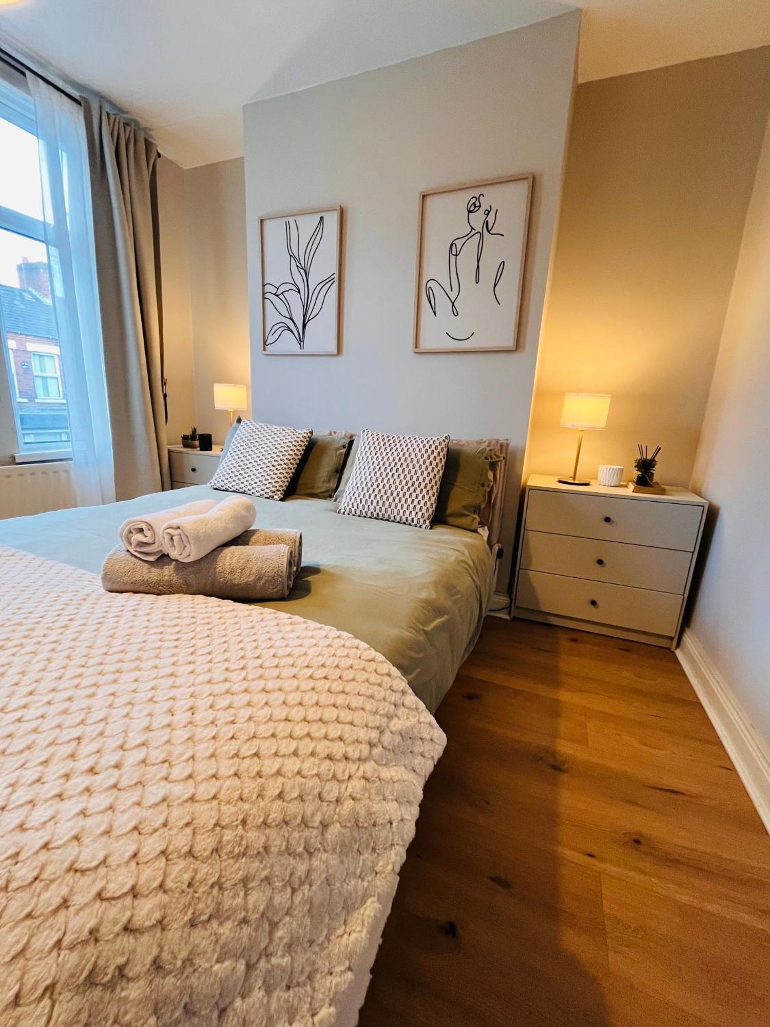 J&s Downtown Sky Attic House Homestay *