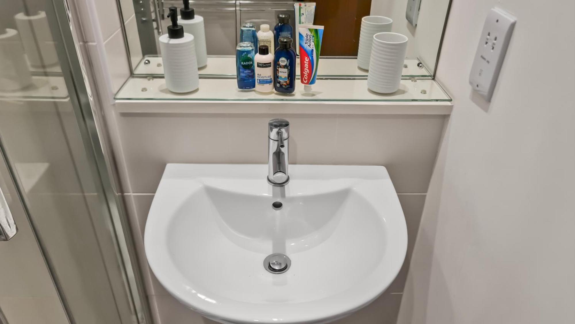 River View Ensuite Private In Shared