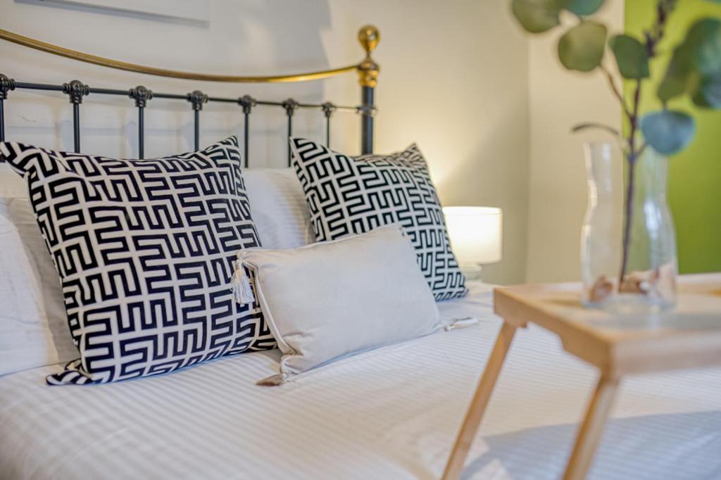 Holiday home Charming Home, Beside The Serene Ormeau Park