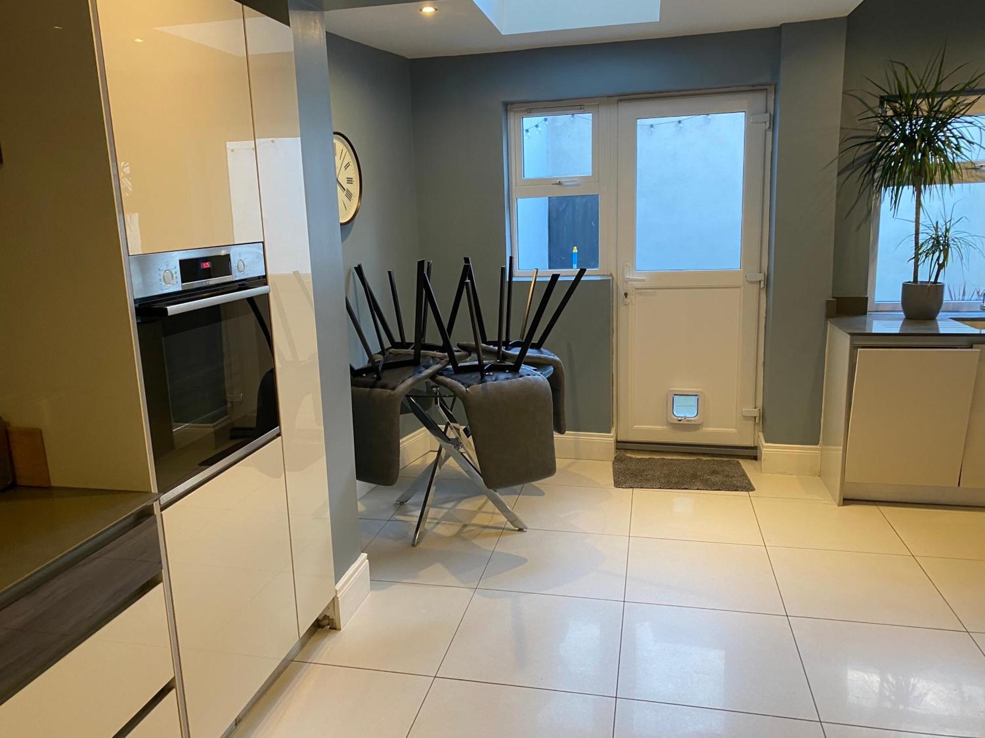 Holiday home Victorian South Area Lisburn Road 3 Double Bedrooms - Great Transport Links Belfast