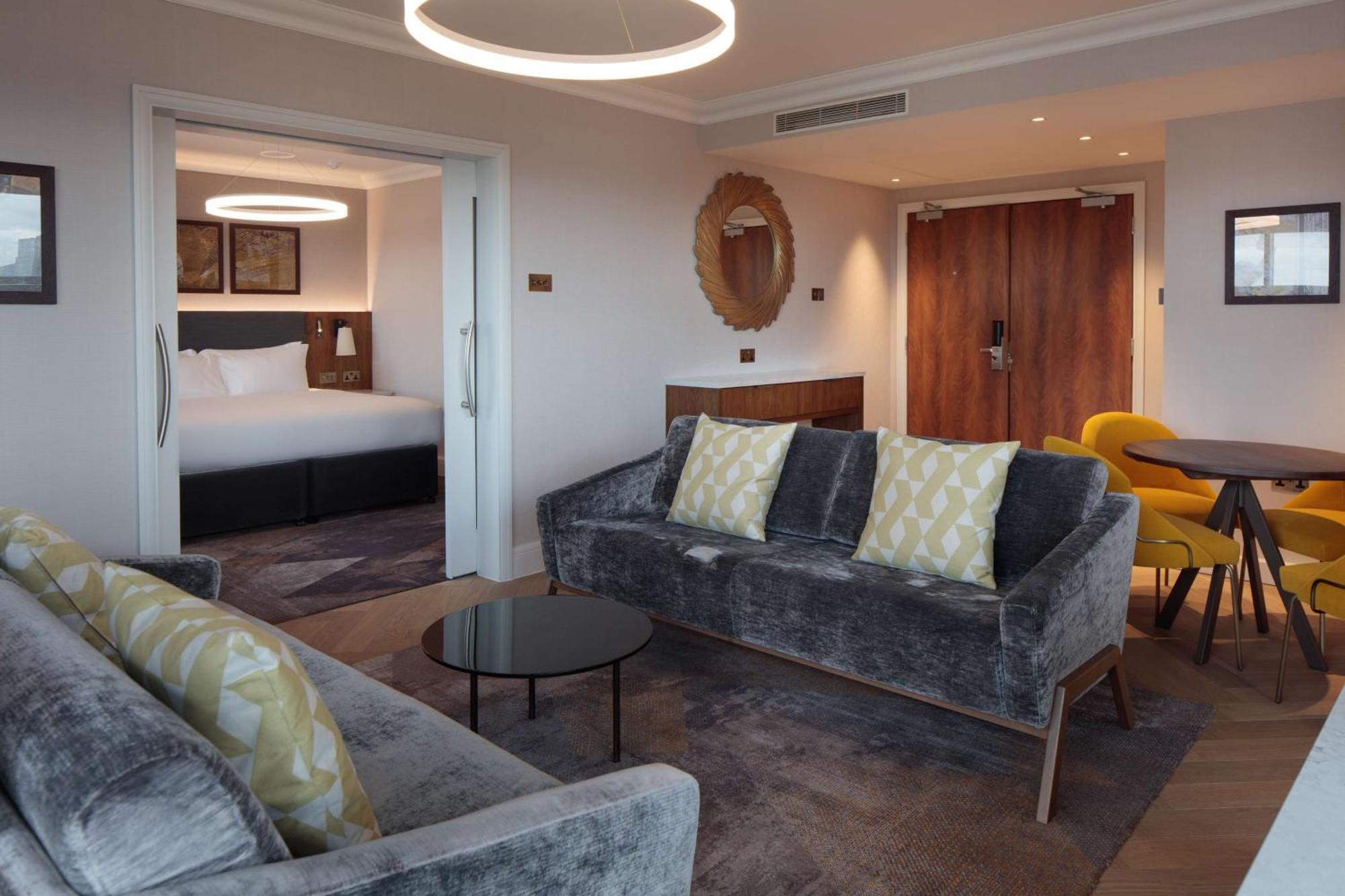 Hilton Hotel 4*