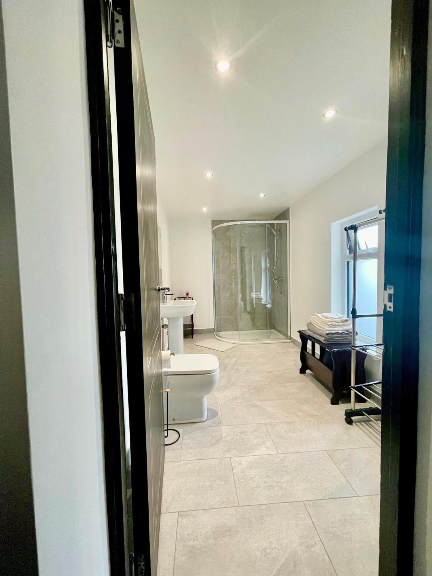 Entire Yellowapt Near Centre - Free Parking - Up To 3 Guests - 2 Beds Apartment