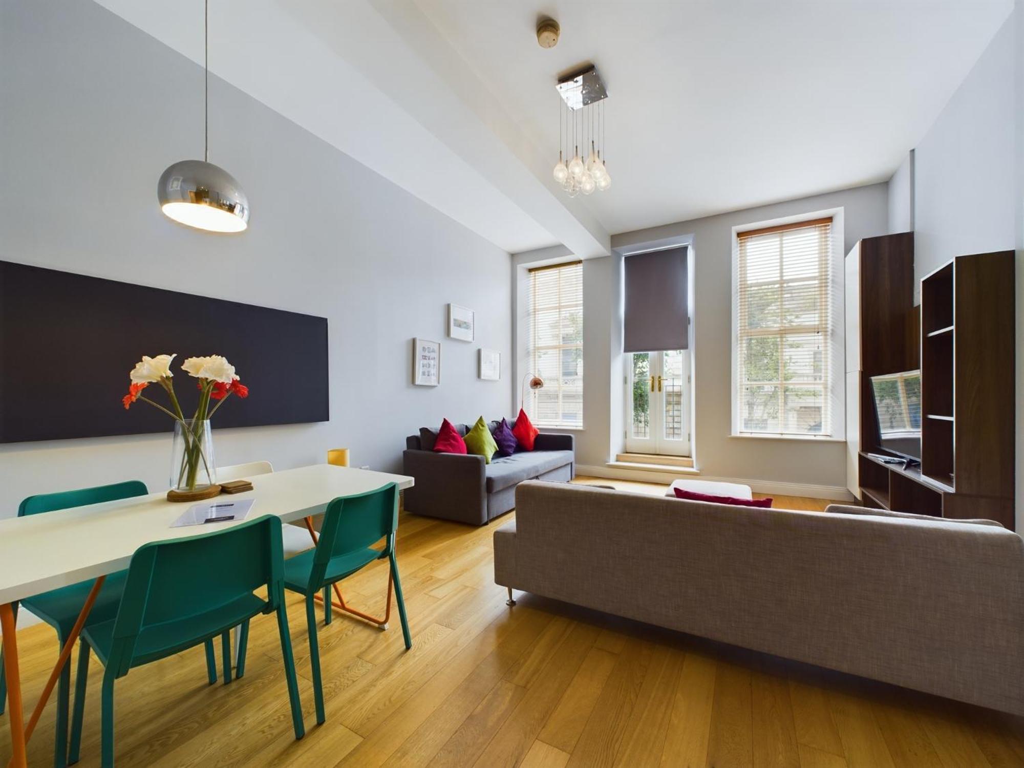 Fitzrovia Mansion In Belfast's Cathedral Quarter Apartment