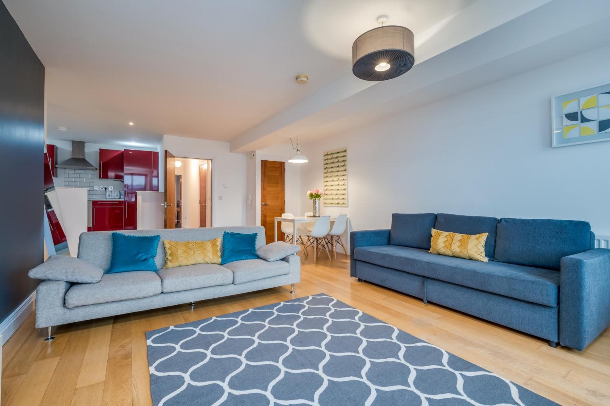 Fitzrovia Mansion In Belfast's Cathedral Quarter Apartment *