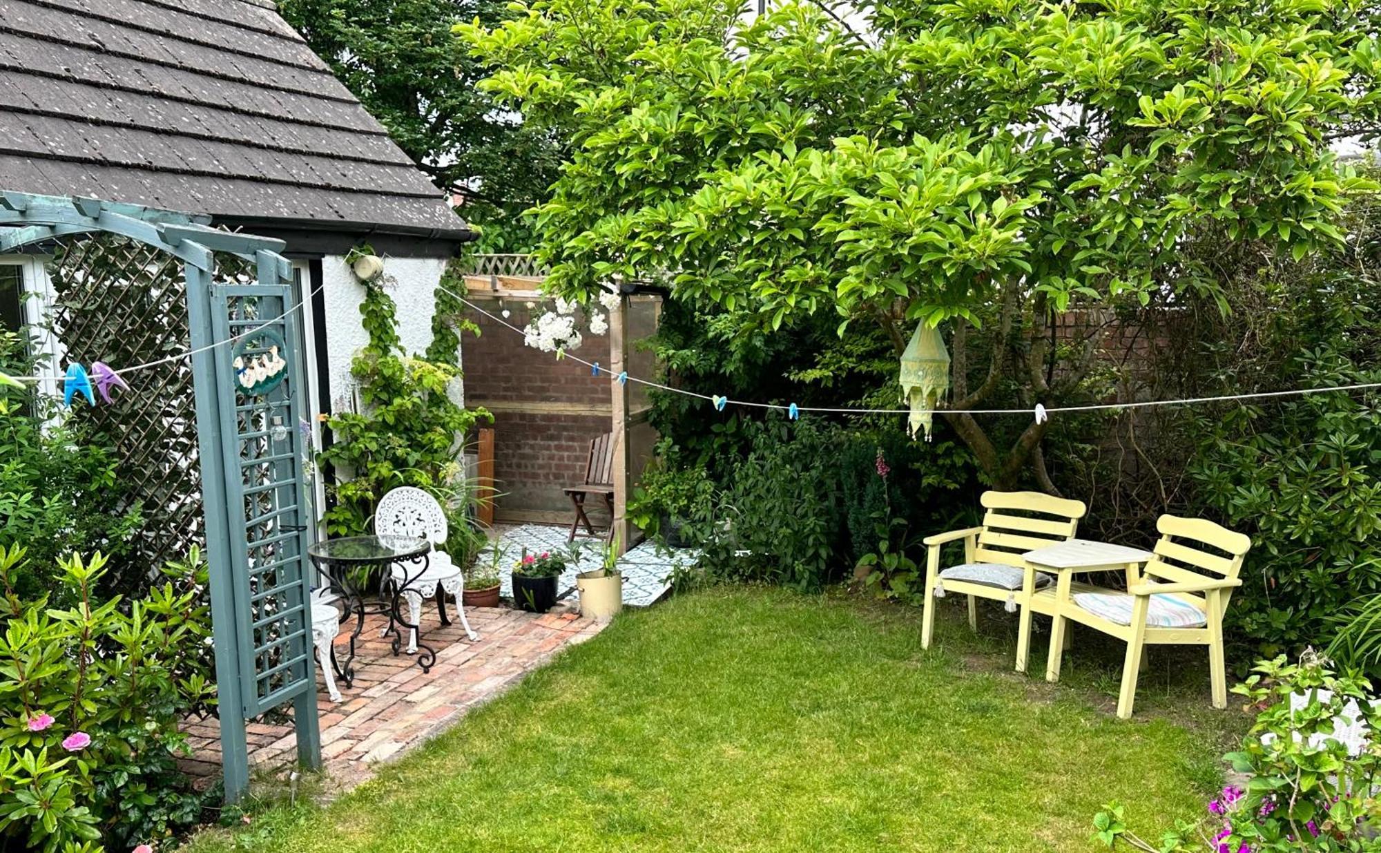 Garden Snug * Belfast