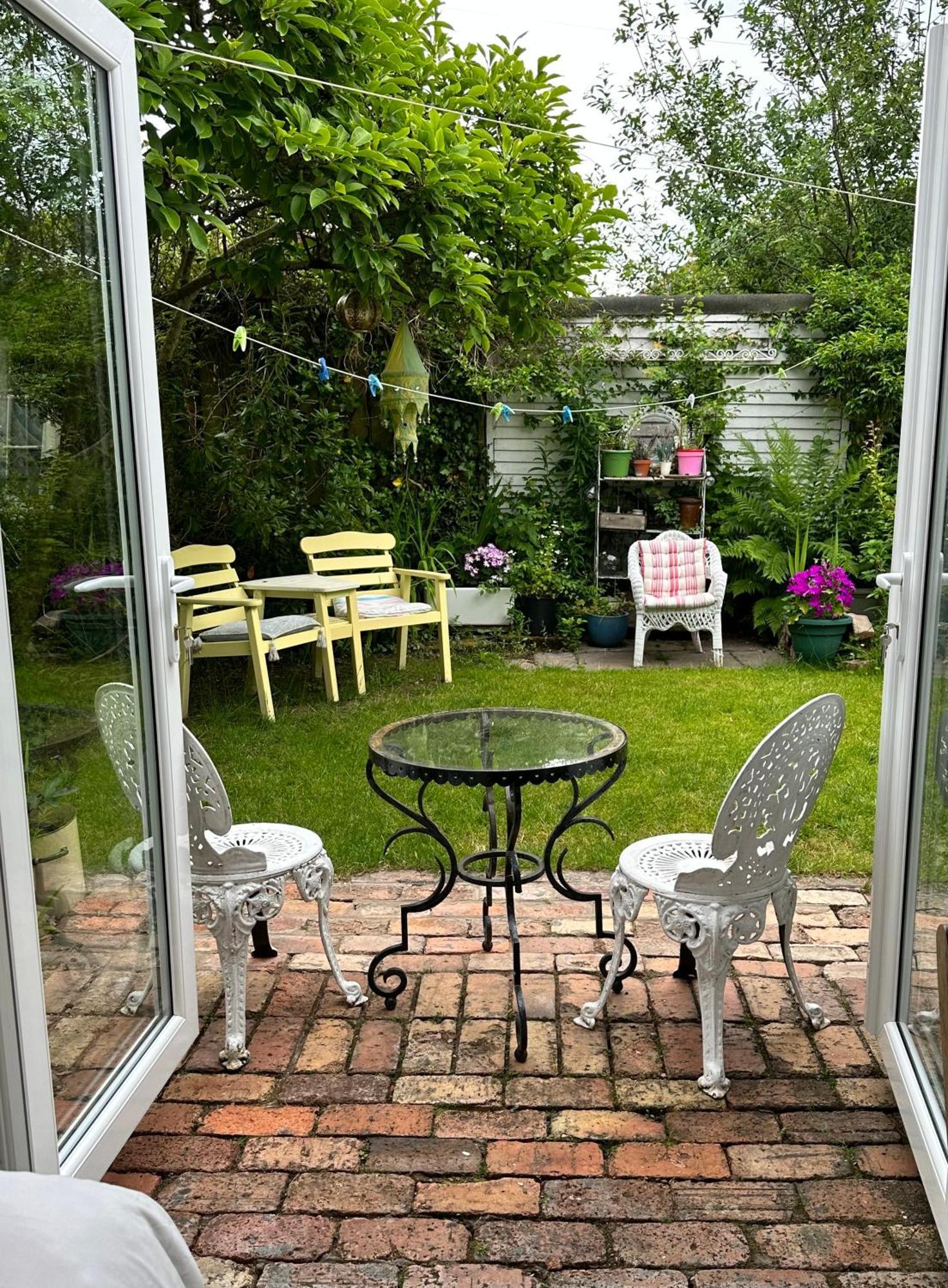 Apartment Garden Snug *