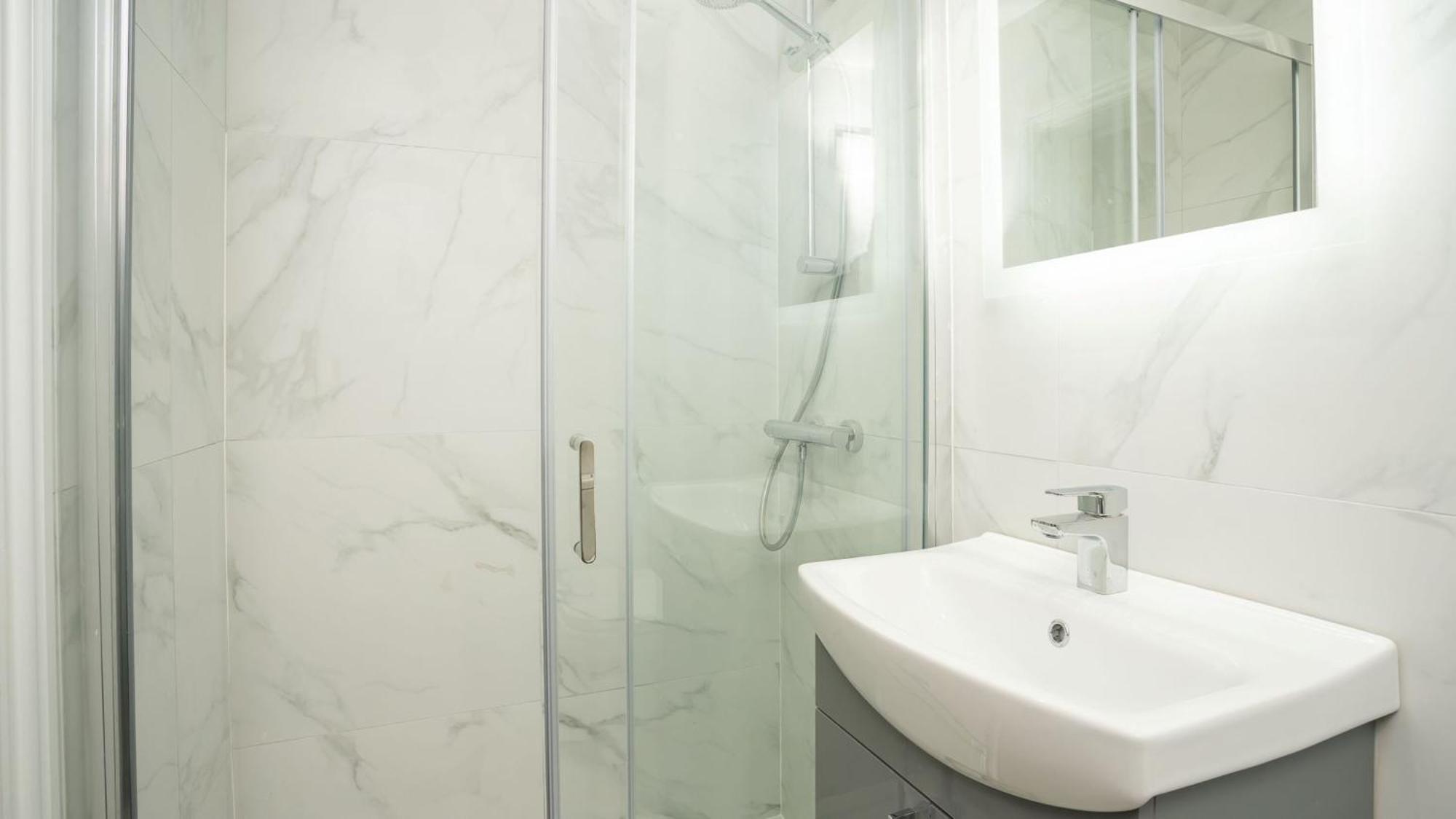 Modern 1 Bdr By Breaks Apartment Belfast