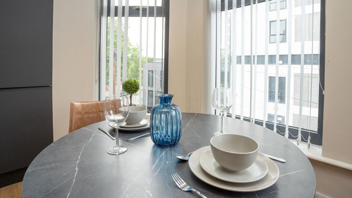 Modern 1 Bdr By Breaks Apartment Belfast