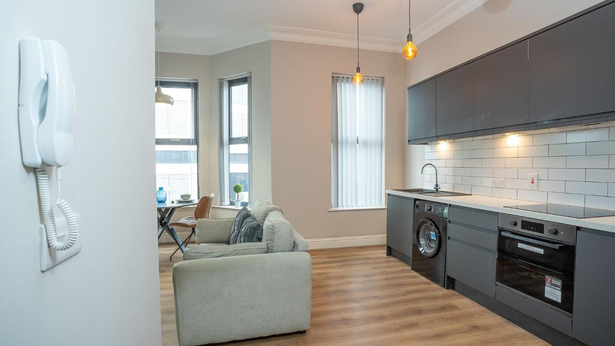 Modern 1 Bdr By Breaks Apartment *
