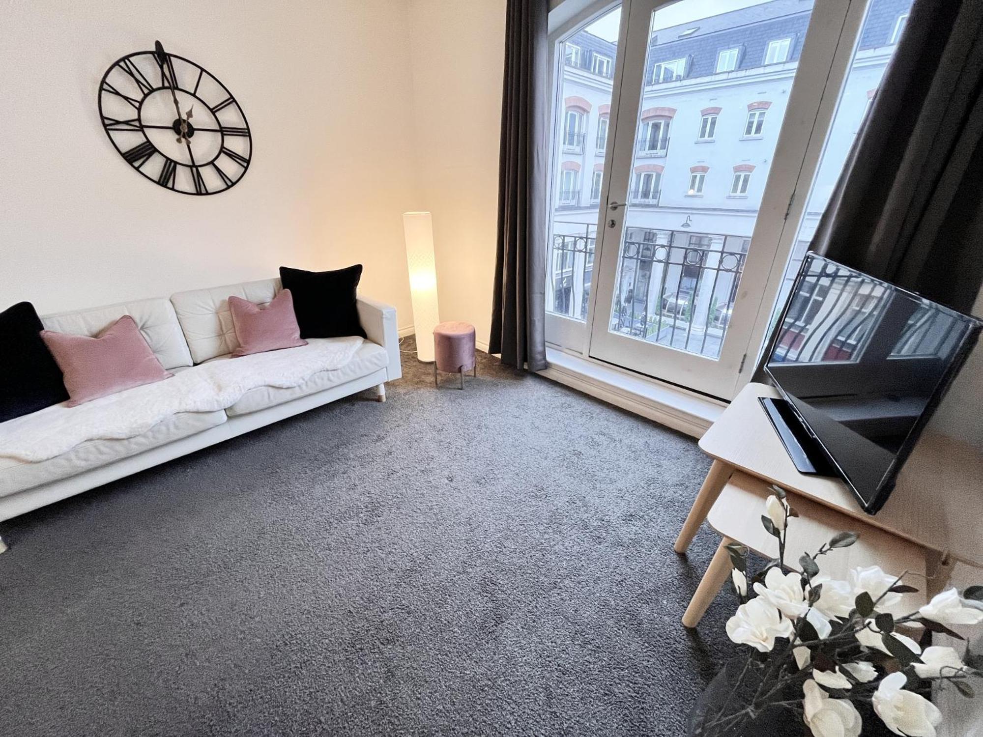 Apartment Academy Street *