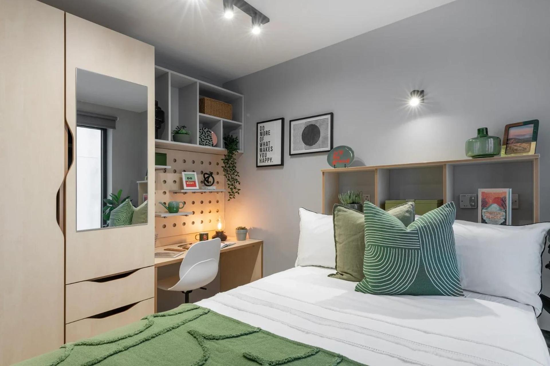 Cosy And Chic Private Ensuites At Alma Place In For Student Only Apartment