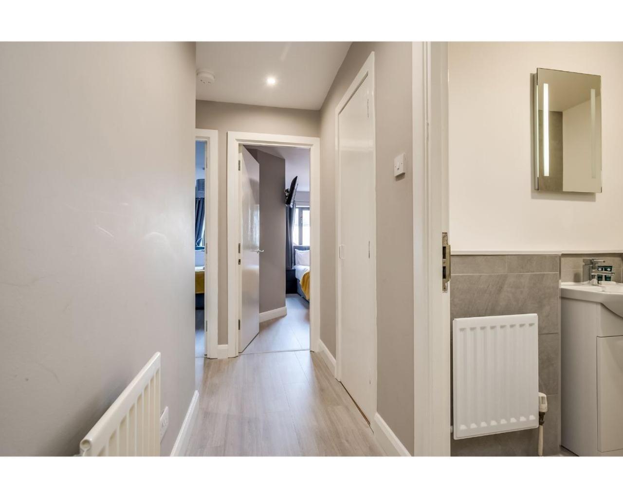 Central Belfast Apartments: Citygate Apartment
