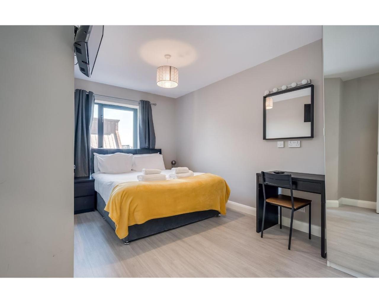 Central Belfast Apartments: Citygate