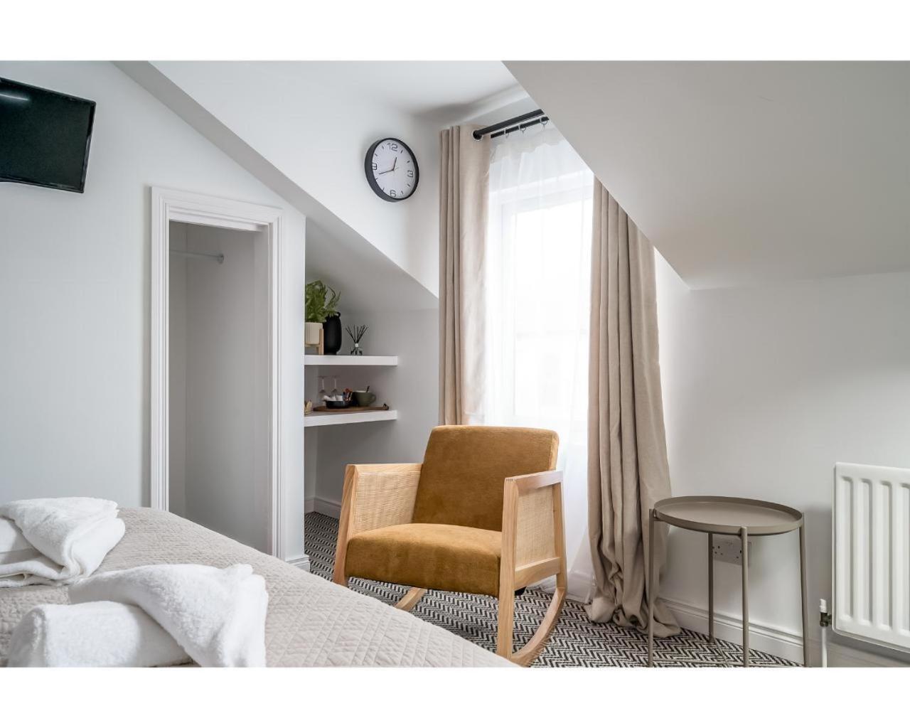 The Wellesley Guest house