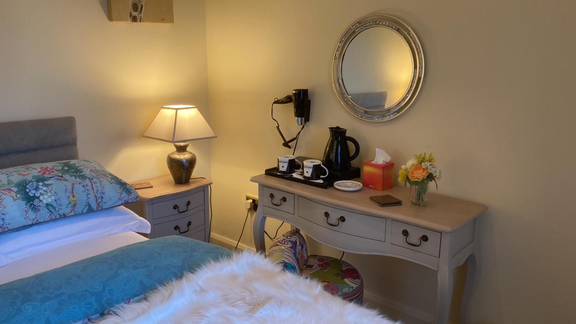 Mount Royal Victorian Apartments Self Catering Belfast
