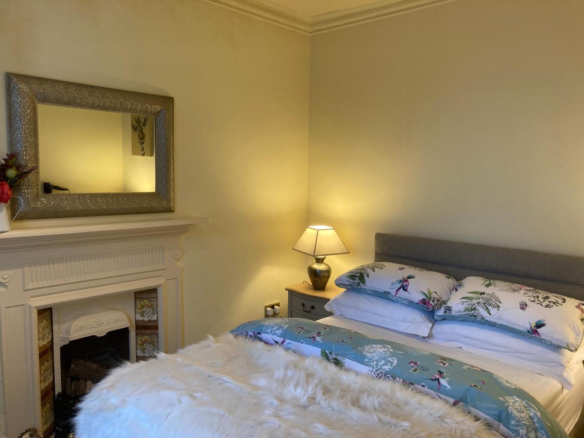 Mount Royal Victorian Apartments Self Catering Apartment *