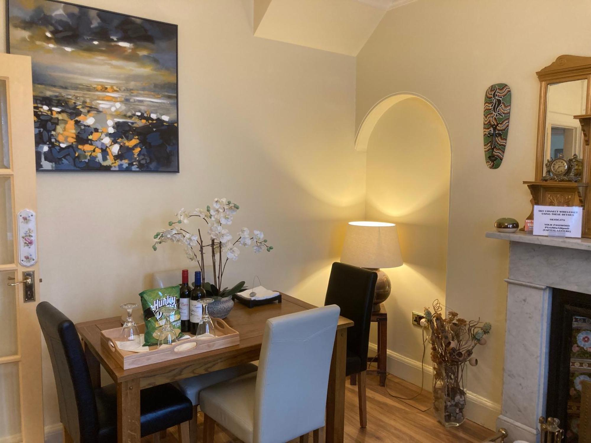 Mount Royal Victorian Apartments Self Catering
