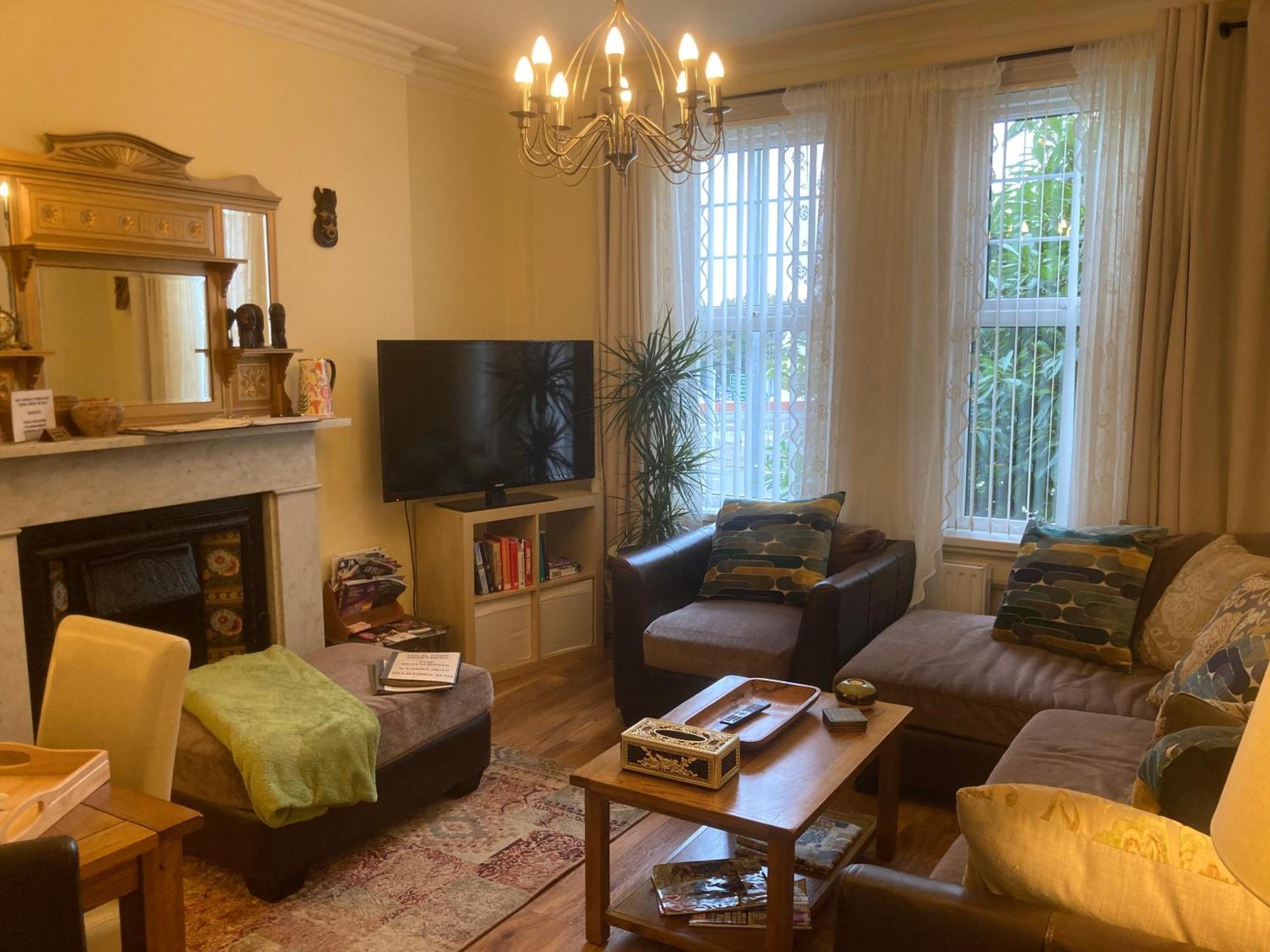 Apartment Mount Royal Victorian Apartments Self Catering *