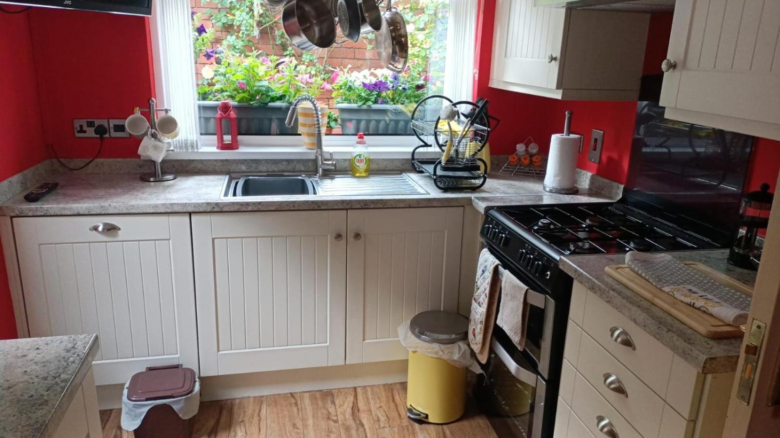 Mount Royal Victorian Apartments Self Catering Belfast