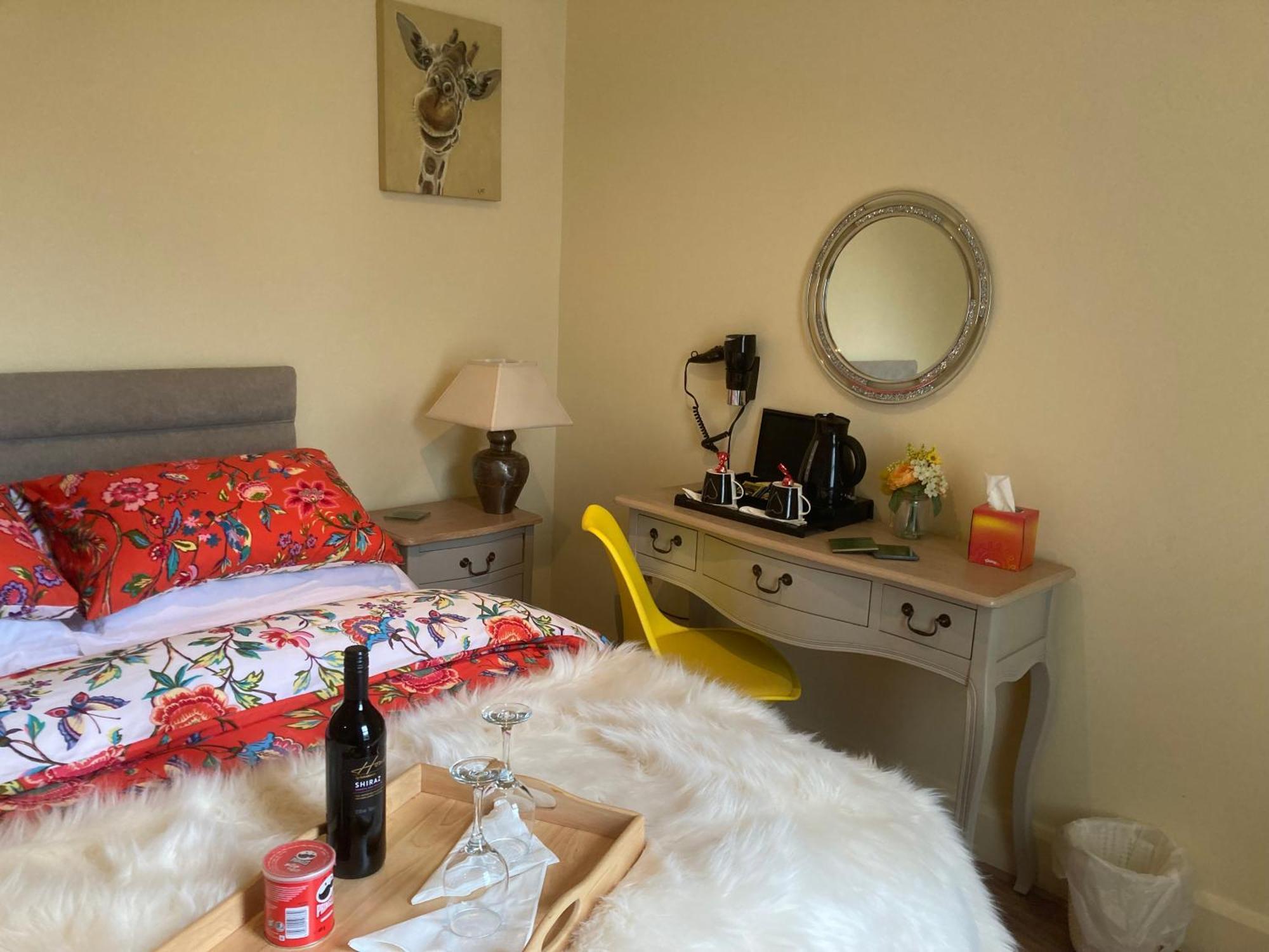 Mount Royal Victorian Apartments Self Catering * Belfast