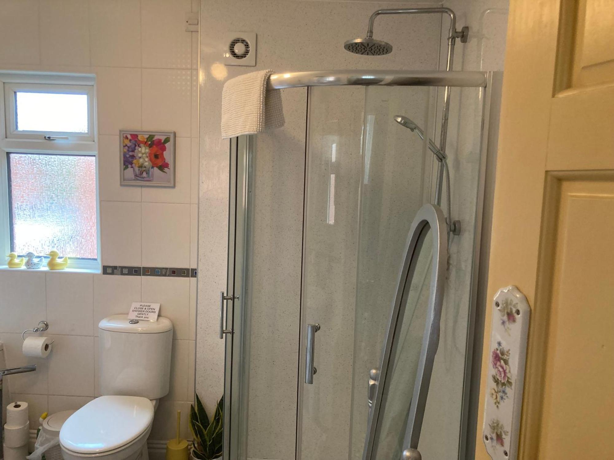 Mount Royal Victorian Apartments Self Catering