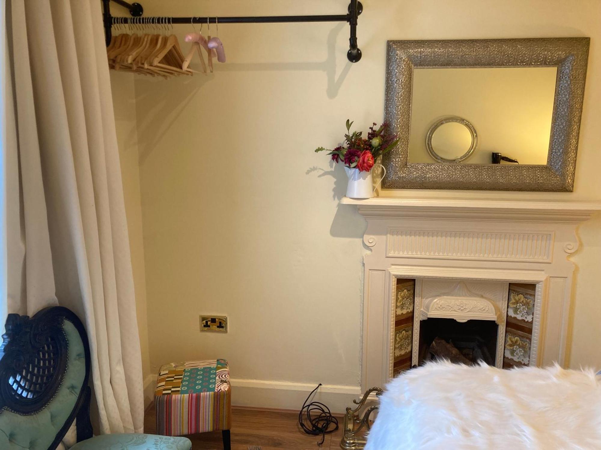 Mount Royal Victorian Apartments Self Catering Belfast