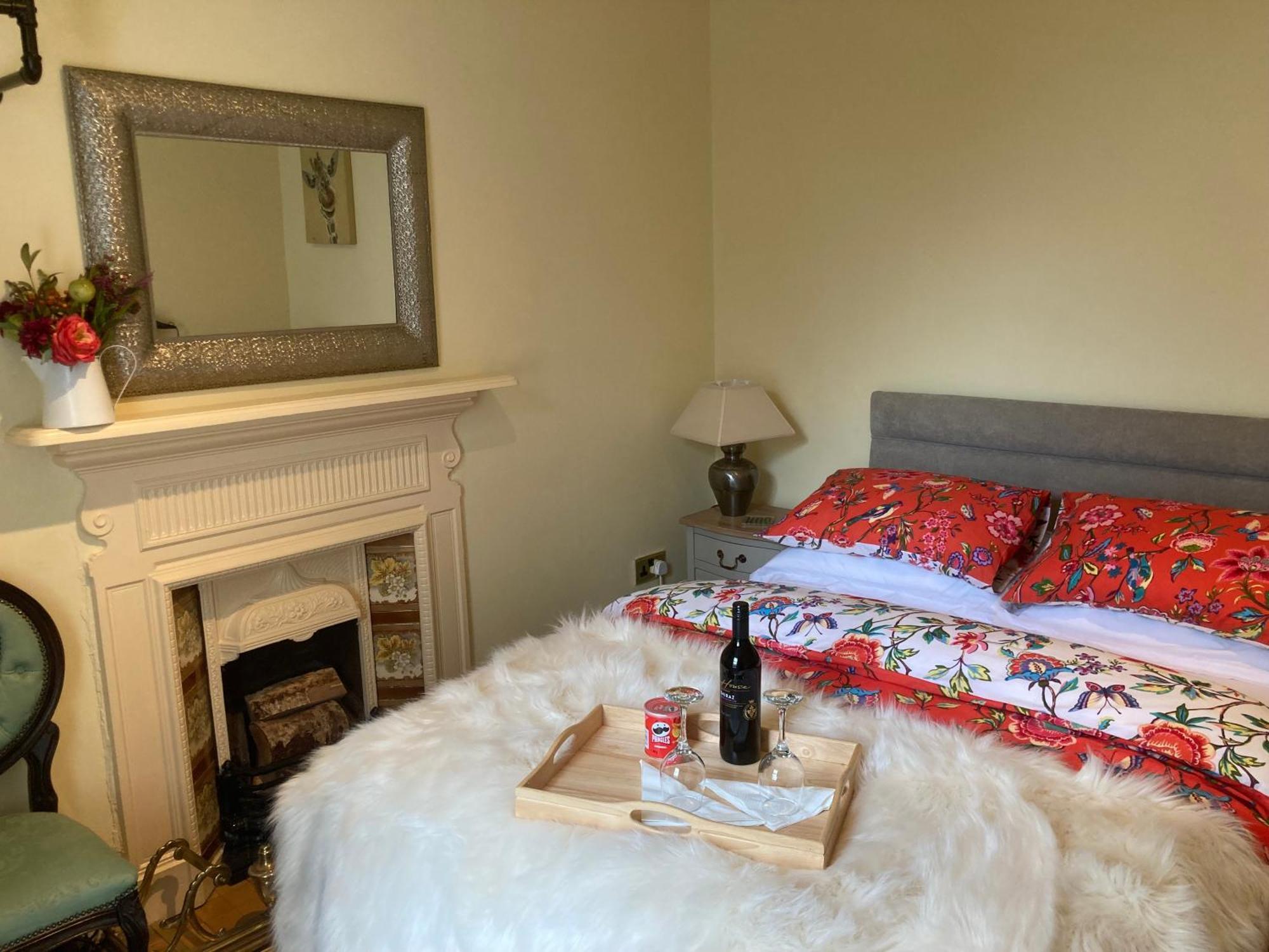 Apartment Mount Royal Victorian Apartments Self Catering Belfast