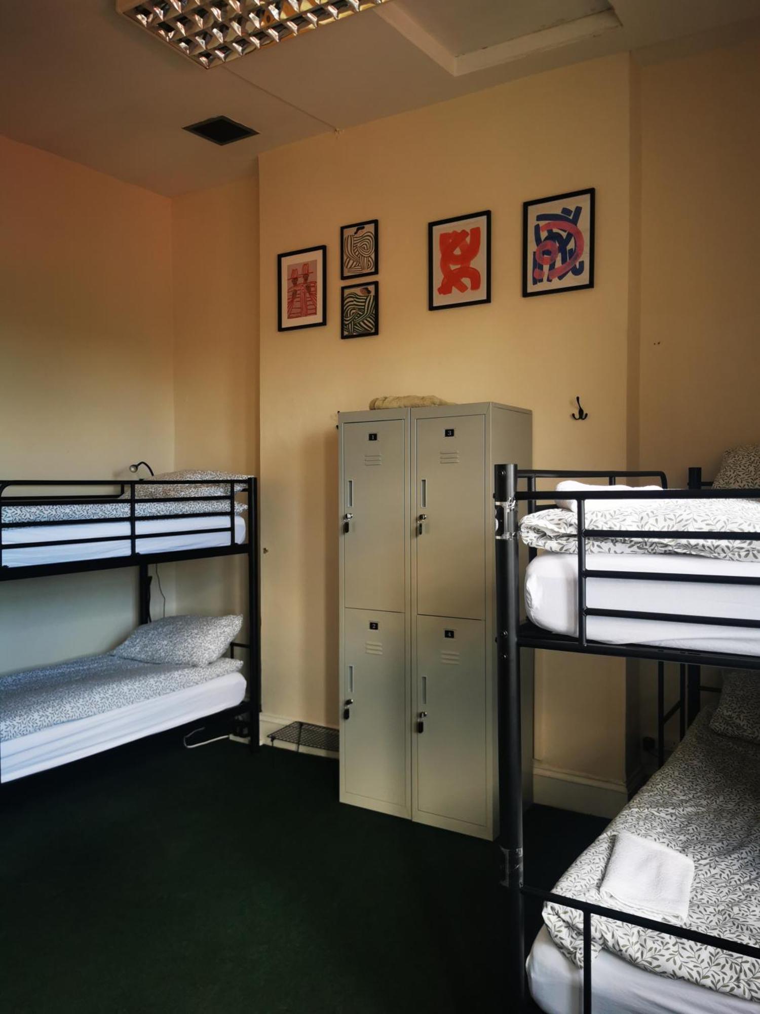 Hostel Botanic Avenue Less Than A Mile From The Centre