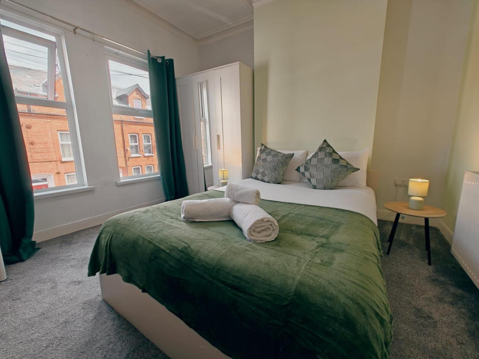 4br Ravenhill Modern * Belfast