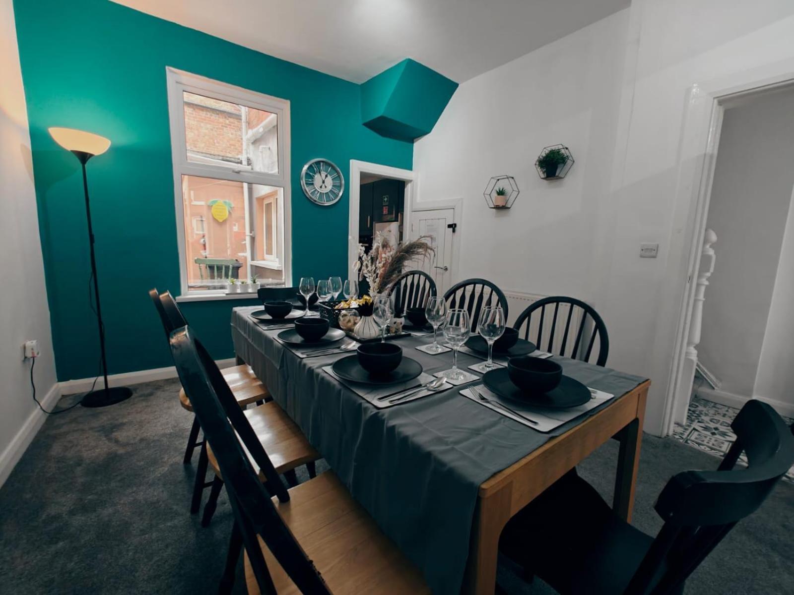 4br Ravenhill Modern *
